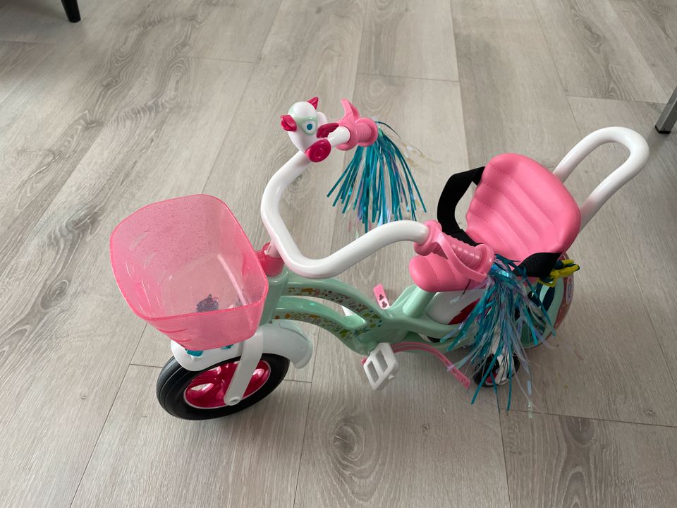 Baby Born Fahrrad mit Helm in Neuruppin