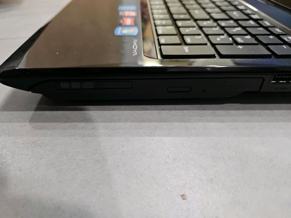 Laptop Medion Akoya P6512 in Haan