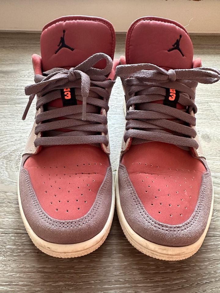 Air Jordan 1 low canyon rust in Mönchengladbach