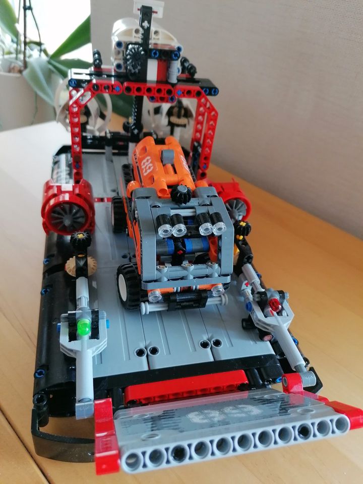 LEGO TECHNIC 42076 Luftkissenboot in Jena