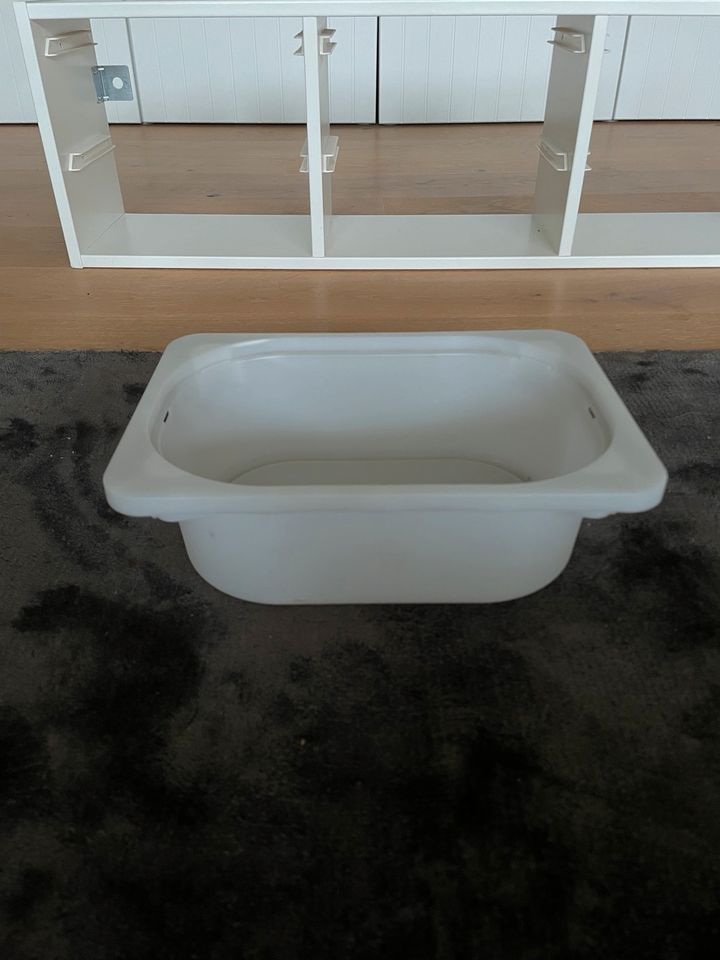 Ikea Regal für kleine Kisten in Datteln