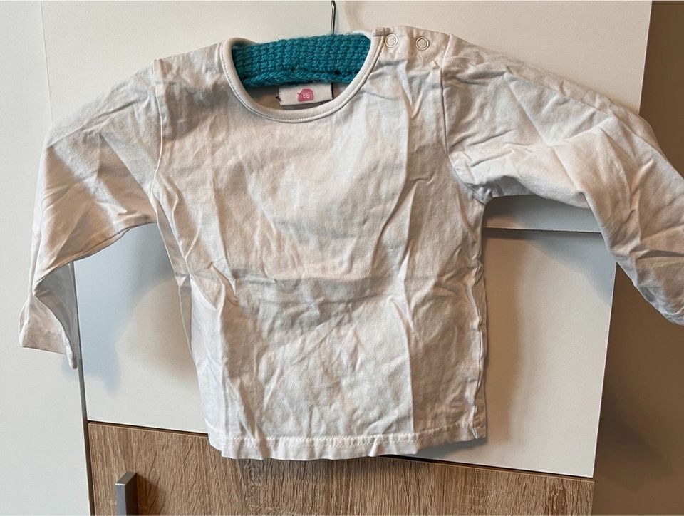 Langarmshirt weiß Topomini Gr. 86 in Nastätten