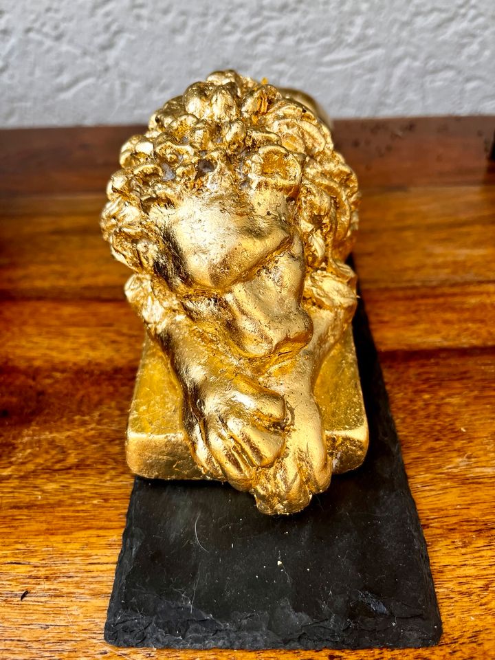 Löwe, Skulptur, Figur, Blattgold, Tierdarstellung, in Neuerkirch