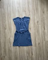 Kleid Tommy Hilfiger Gr. 134/140 blau Niedersachsen - Vechelde Vorschau