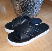 UGG ZAYNE CROSSBAND PANTOLETTE LEDER SCHWARZ 39 NEU NP 99,95 Baden-Württemberg - Pfedelbach Vorschau