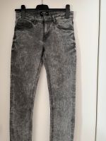 Schöne graue Jeans Gr.36 (Bershka) Saarland - Wadgassen Vorschau