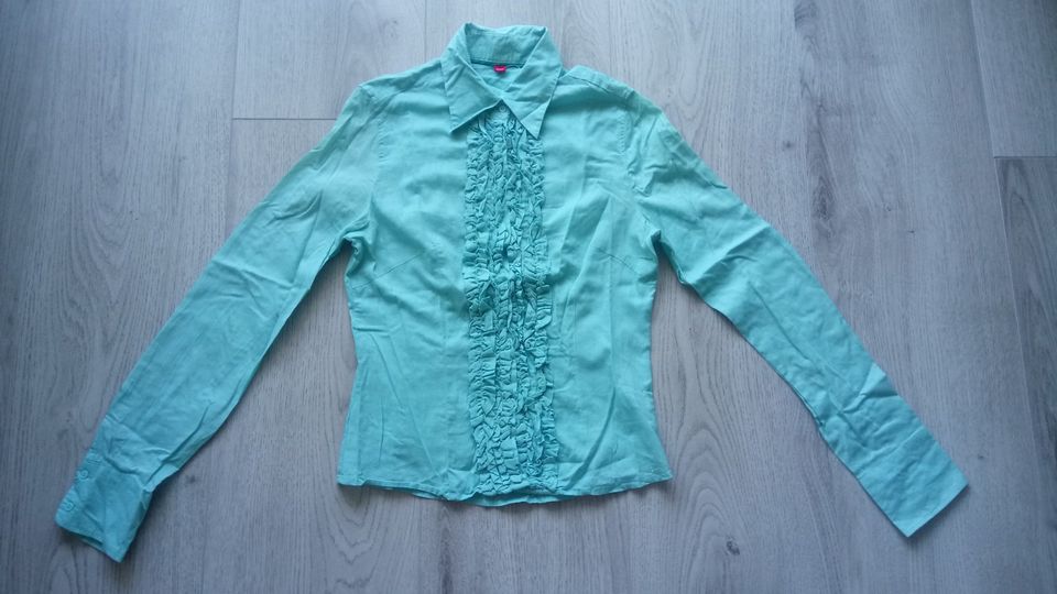 Bluse in Gr. 34 von Esprit türkis mit Rüschen in Löningen