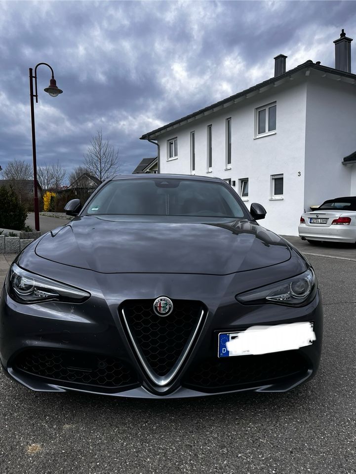                     Alfa Romeo Giulia 2.2 jdtm