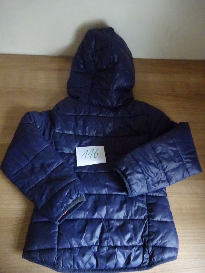 Steppjacke Größe 116 = 4,00€ in Visbek