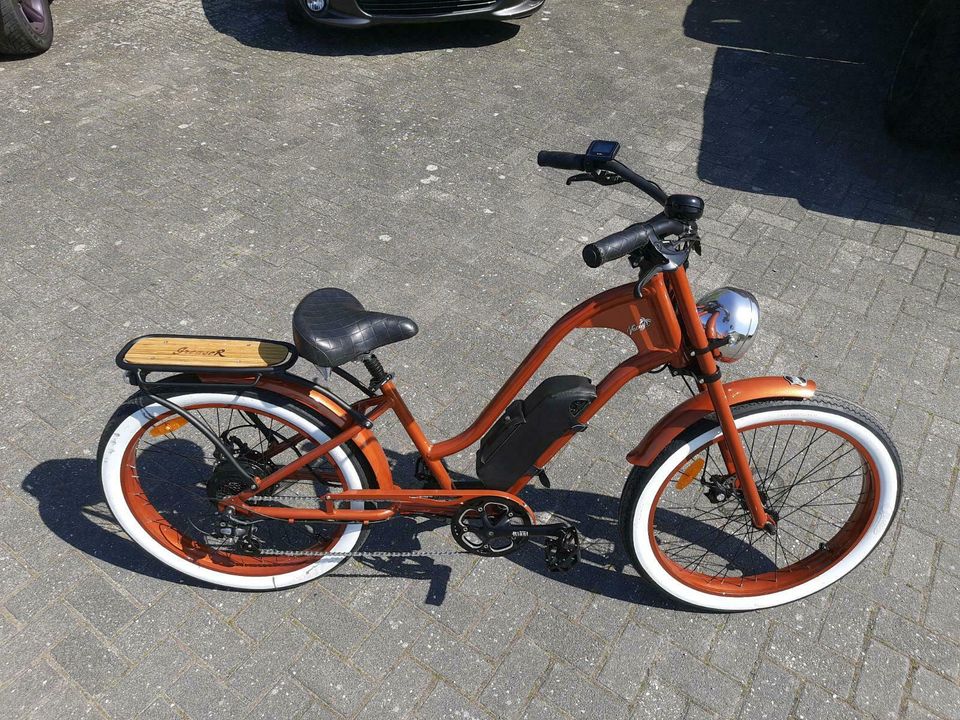 Vacay Retro beach cruiser Pedelec E-bike Michael Blast in Velen