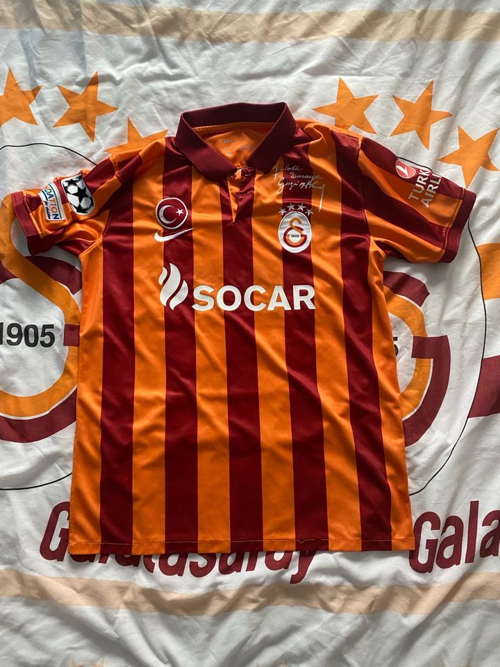 Galatasaray 100. Yil Trikot (eigener Name + Nummer) in Düsseldorf