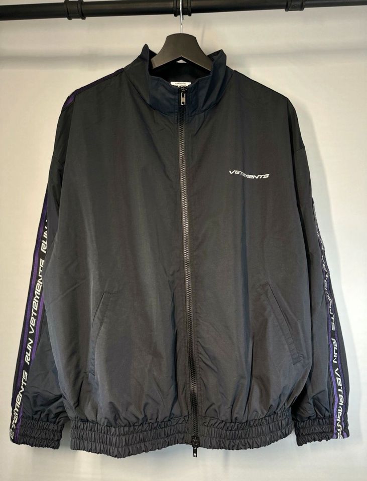 VETEMENTS Trainingsjacke | UVP 1190€ | NEU&OVP | Versand inkl. in Geretsried