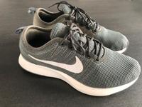 Nike Turnschuhe Gr.38 in grün Hessen - Wettenberg Vorschau