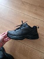 Nike air Monarch Sneaker Sportschuhe Schuhe gr.44 (28cm) Hessen - Erbach Vorschau