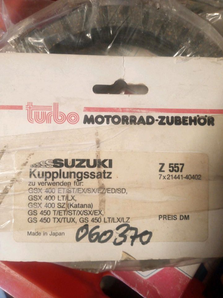 Suzuki GSX 400 GS 450 Kupplungsbeläge in Zickeritz