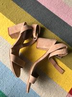 Steve Madden Sandalen mit Absatz Beige 37 NEU Hamburg - Wandsbek Vorschau