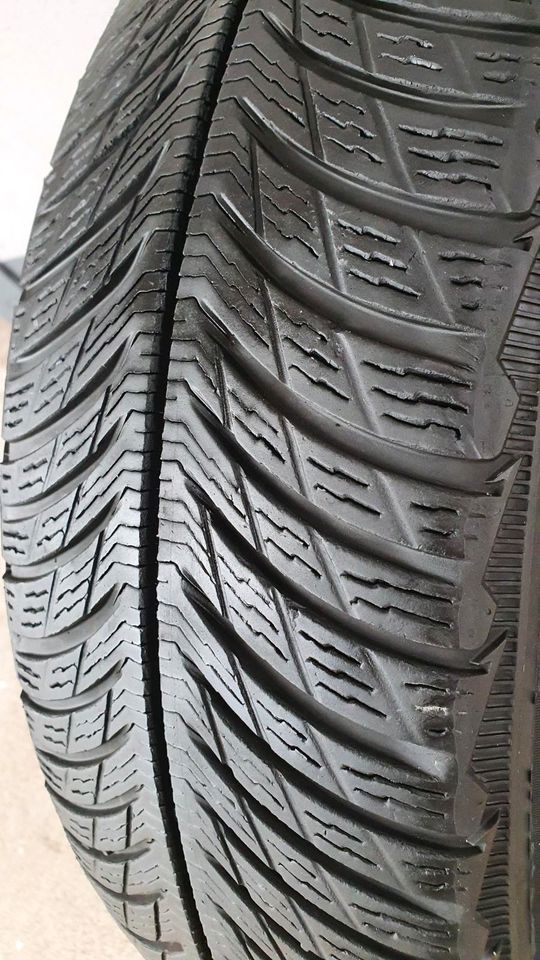 2x Michelin 215/65 R17 99H 5mm 2021 Winterreifen TOP!!! in Hagen