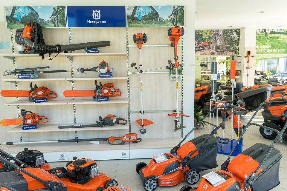 Husqvarna S 138i Akku - Vertikutierer inkl. Akku & Ladegerät in Dorfen