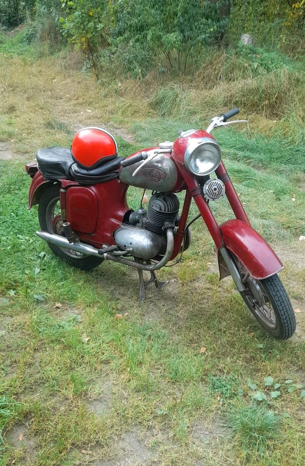 CZ 175ccm Jawa Doppelport Oldtimer Motorrad in Dresden