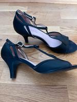 Peeptoes mit Riemchen / High heels scharz Esprit / Sandalen Baden-Württemberg - Ulm Vorschau