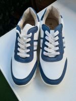 neue Turnschuhe in blau/weiß mit Silber NP 35 Euro Berlin - Neukölln Vorschau