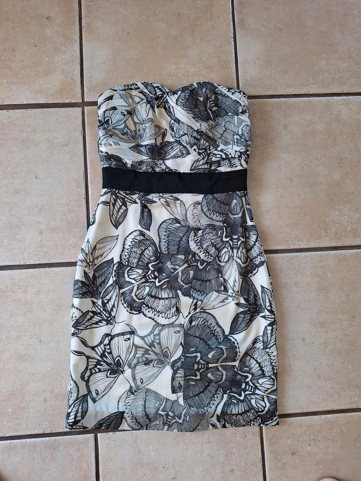 Bandeaukleid festliches Kleid H&M Gr.34 in Rehlingen-Siersburg