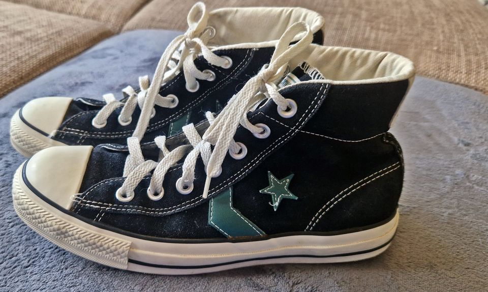 wie neu Converse All Stars Unisex gr.39 Top ObM:Leder in Achern