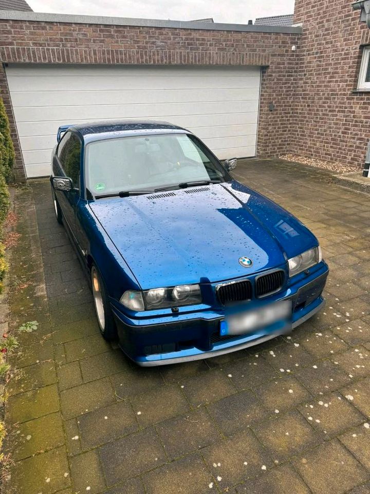 Bmw e36 328i Coupé in Steinhagen