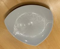 Gastrogeschirr zu verkaufen: Teller "3eck" weiß 29x29 cm Hessen - Gießen Vorschau