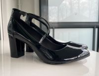 Damen High Heels neu schwarz lackiert Gr. 43 sehr schick Köln - Mülheim Vorschau