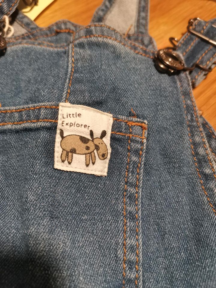 Kinder Latzhose Jeans Größe 110 in Plettenberg