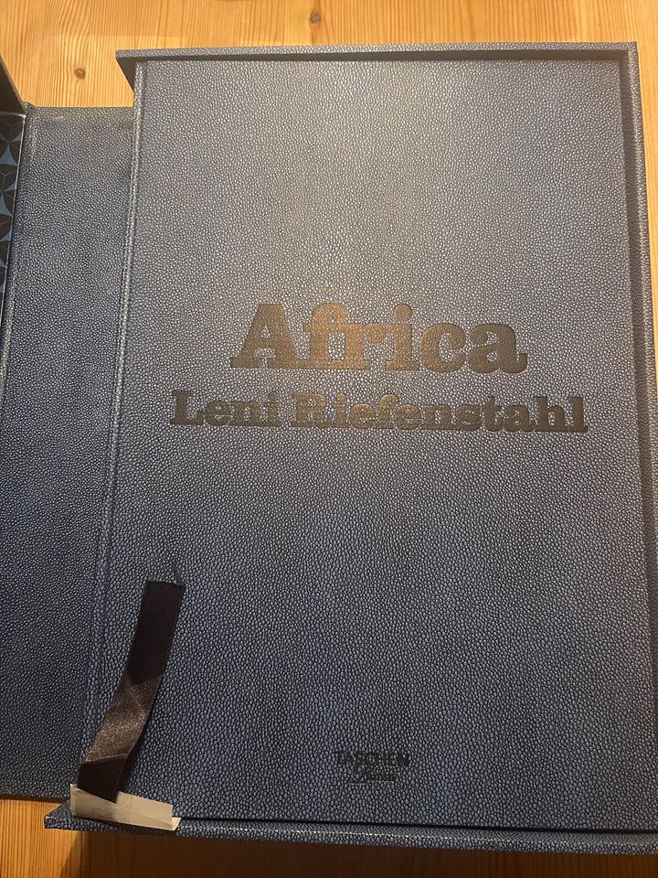 Leni Riefenstahl Africa Taschen 2002 signiert ( Afrika ) in Lemgo