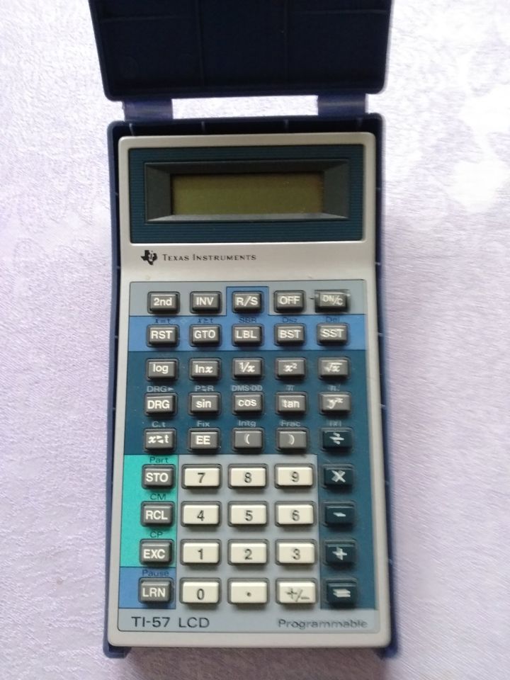 # Elektronischer Taschenrechner Texas Instruments TI 57 LCD in Ostrhauderfehn