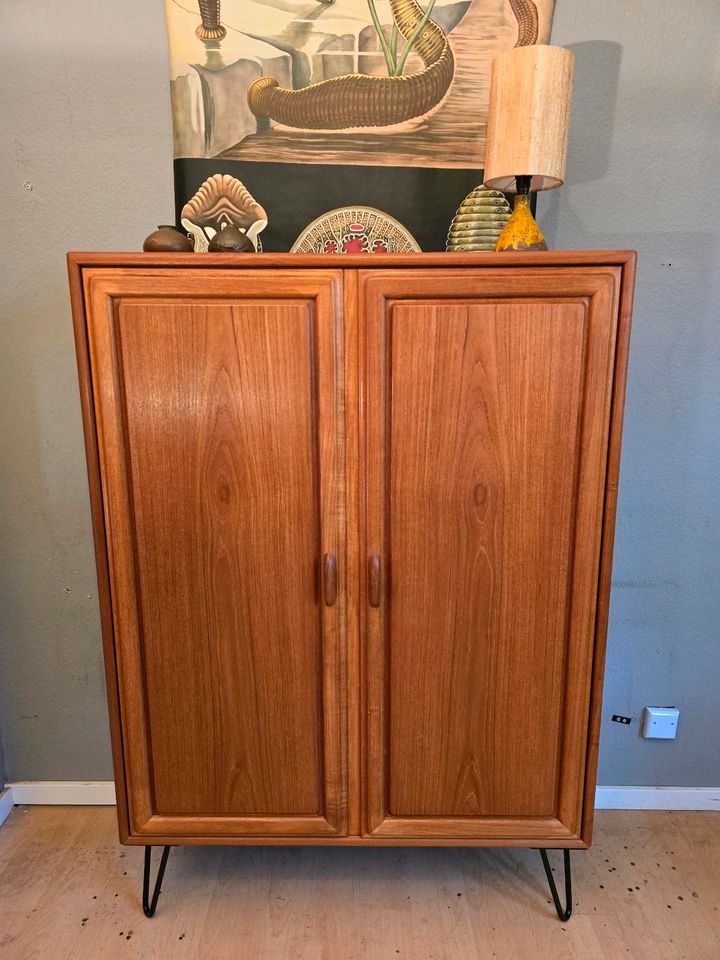 Teak Highboard Sideboard 70er Vintage Mid Century Danish Design in Hürth