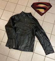 Superman Smallville Men of Sterl Lederjacke schwarzem XS 44/46 Hessen - Bad Wildungen Vorschau