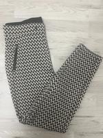 Elastische Hose mit Gummibund Größe 40 Nordrhein-Westfalen - Wesseling Vorschau
