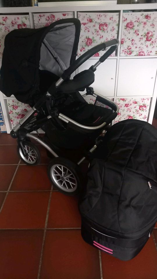 Kinderwagen Mutsy Sportwagen Kombi schwarz 4Rider ABC Top! in Geldern