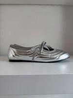 JW Pei Silver Ballerina Berlin - Treptow Vorschau
