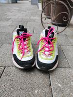 FILA Turnschuhe Sportschuhe Sneaker weiß Neon 39 Aubing-Lochhausen-Langwied - Aubing Vorschau