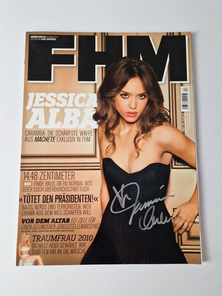 FHM Magazin - Jessica Alba - signiert - Autogramm - Dezember 2010 in Waiblingen