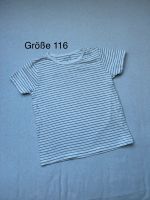 Kurzarm Shirt weiß schwarz gestreift *name it* Größe 116 Niedersachsen - Hagenburg Vorschau