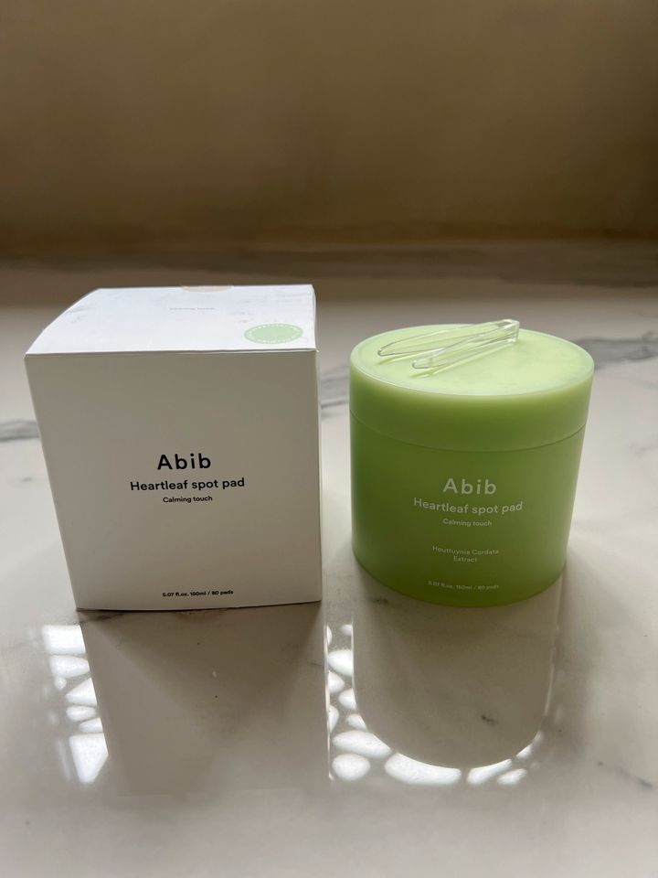 Abib Heartleaf Spot Pads Calming Essenz Koreanische Kosmetik in Königstein im Taunus