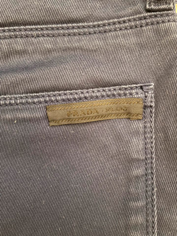 Prada Jeans 7/8 Capri blau royal XS/S 34/36 W26 in Berlin