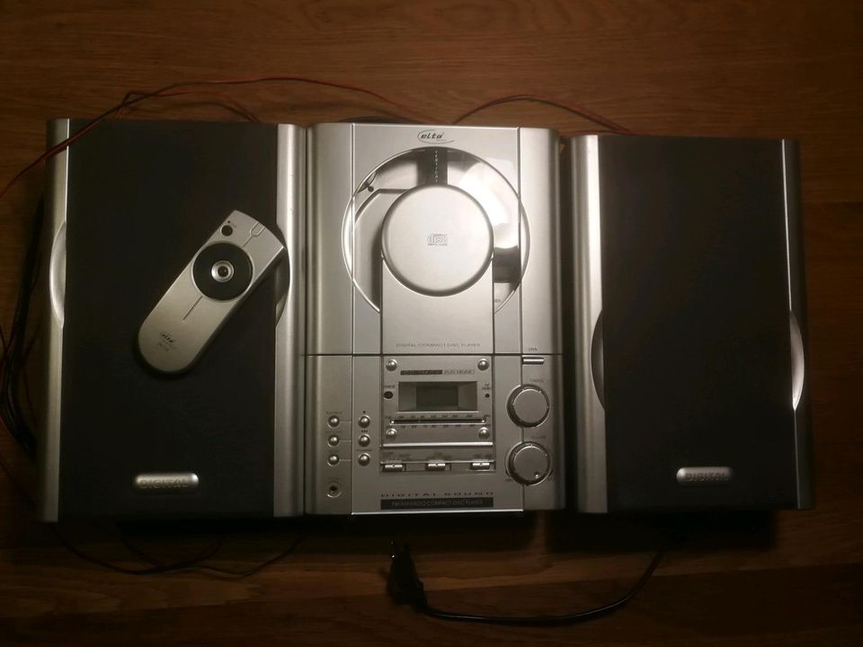 Prima Kompaktanlage CD-Player, Radio, Fernbedienung in Lüneburg