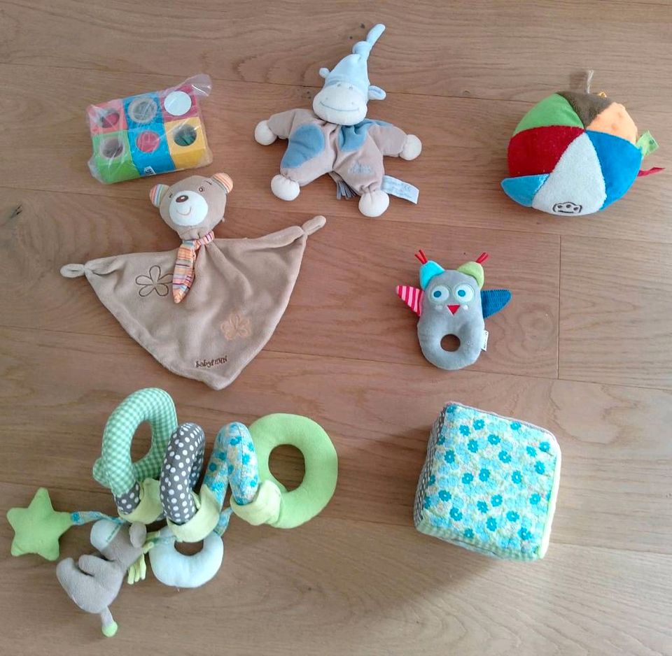 Babyspielzeug / Baby-Spielsachen in Weitnau