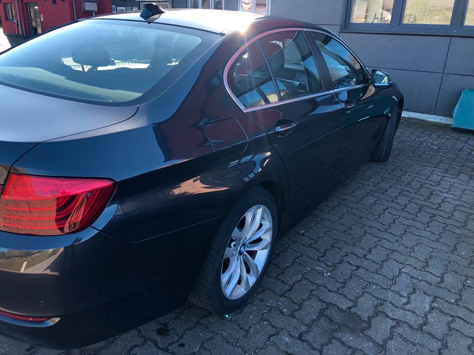 BMW 520 i ! TÜV NEU ! in Trittau