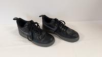 Nike Air Sneaker Sport Schuh Halbschuh Gr. 40 Kr. München - Aschheim Vorschau