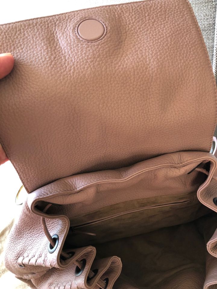 BOTTEGA VENETA Backpack, beige-rosé in Nürnberg (Mittelfr)