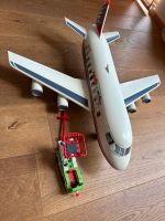 Playmobil Flugzeug, groß, vier Triebwerke Nordrhein-Westfalen - Wermelskirchen Vorschau