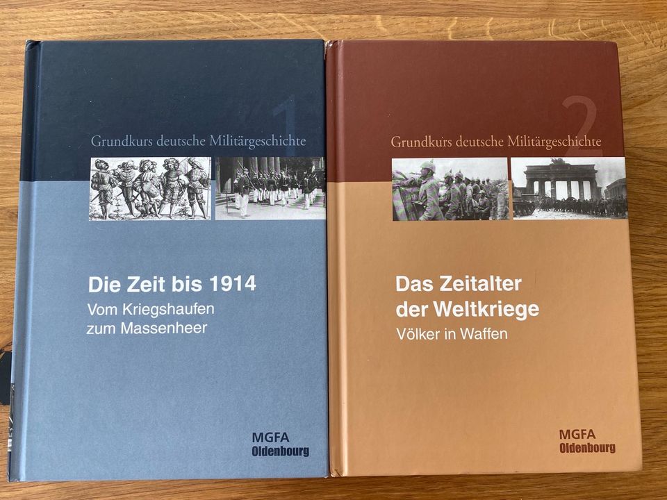 Militärgeschichte 2 Bände Band 1 + 2 Geschichte Historie in Hamburg